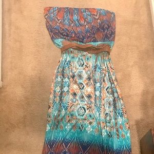 Long flowing dress tube With a lot of flavor